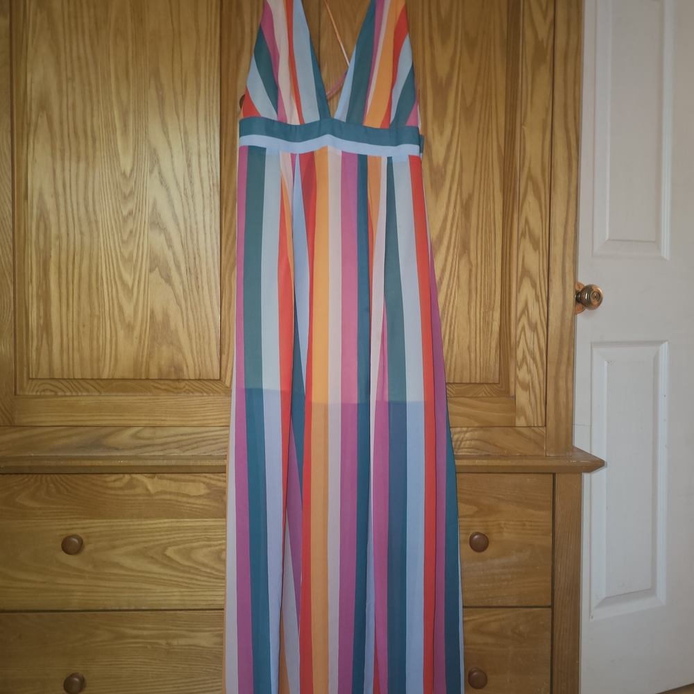 Essue Multicolor Striped Maxi Dress